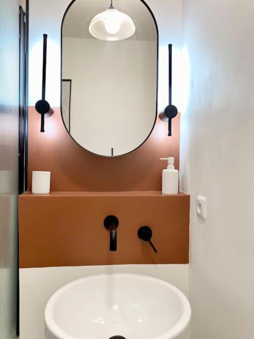 Charmant T2 Avec Balcon - Chaves Marsella Exterior foto
